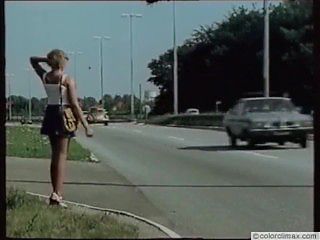 Hitchhiking for a quick fun